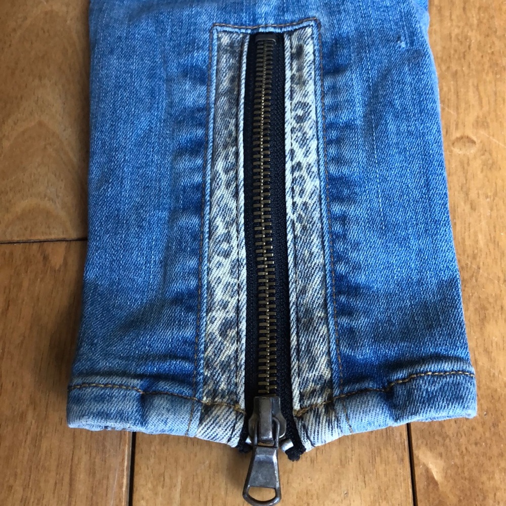 Jeans - Picture 3 of 7